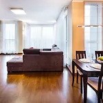 Old Riga Central Family Apartment